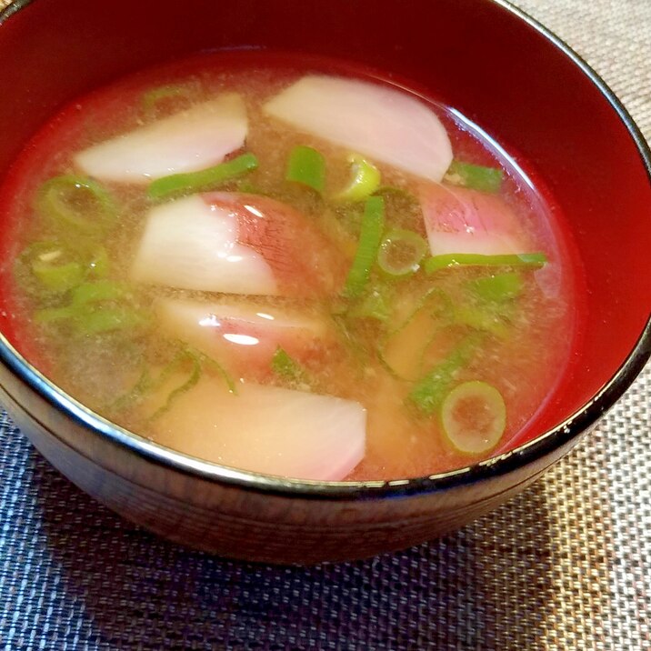 大きめラディッシュの甘みが美味しい味噌汁 レシピ 作り方 By またたび 楽天レシピ 大きめラディッシュの甘みが美味しい味噌汁 レシピ 作り方 By またたび 楽天レシピ